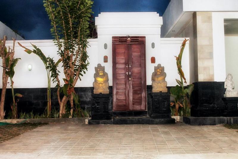 Anggie Stay Kerobokan Extérieur photo